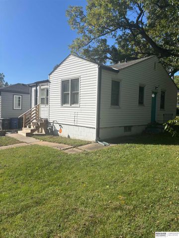3342 N 41st Street, Omaha, NE 68111