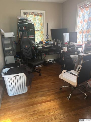 3342 N 41st Street, Omaha, NE 68111