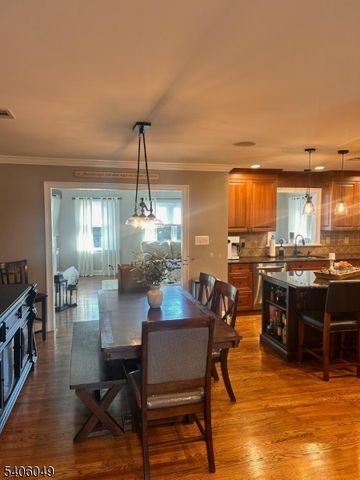 2 Holderith Rd, West Caldwell Twp., NJ 07006