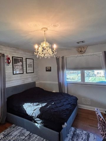 2 Holderith Rd, West Caldwell Twp., NJ 07006