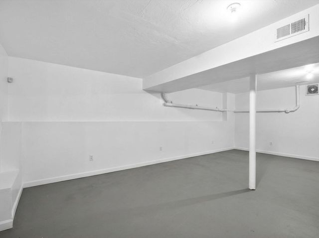 99 Dudley Rd, Oxford, MA 01540