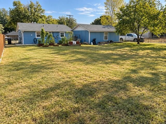 414 S 7th Street, Noble, OK 73068
