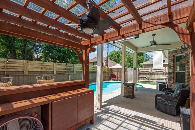 3726 Whisper Walk, Montgomery, TX 77356