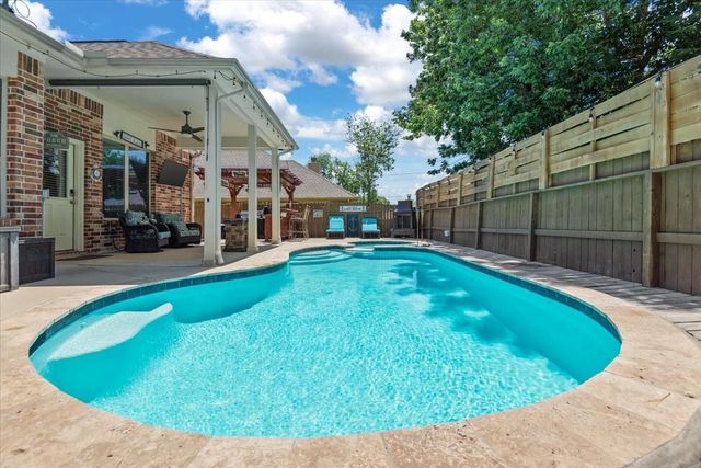 3726 Whisper Walk, Montgomery, TX 77356
