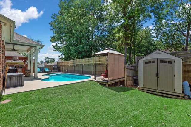 3726 Whisper Walk, Montgomery, TX 77356