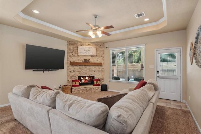 3726 Whisper Walk, Montgomery, TX 77356