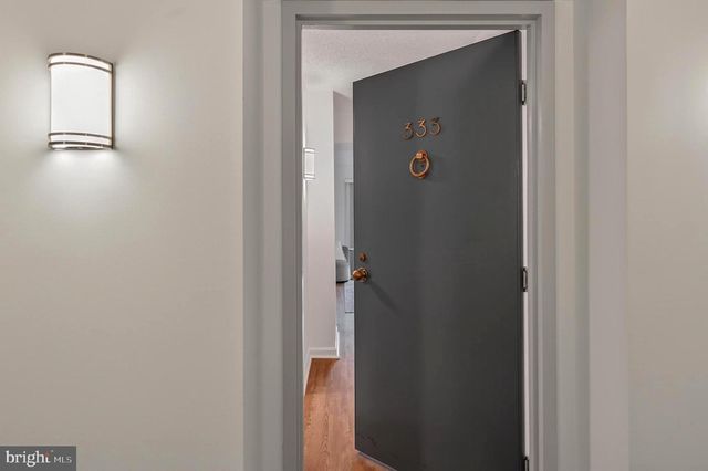 803 N HOWARD ST #333, Alexandria, VA 22304