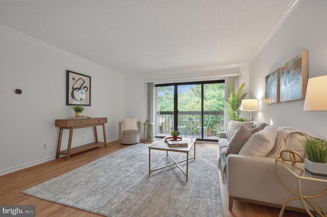 803 N HOWARD ST #333, Alexandria, VA 22304