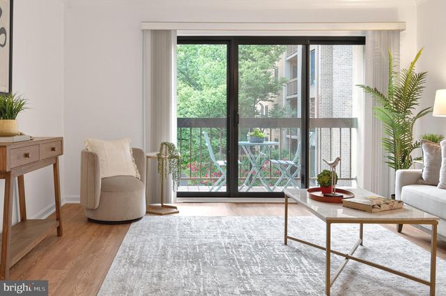 803 N HOWARD ST #333, Alexandria, VA 22304