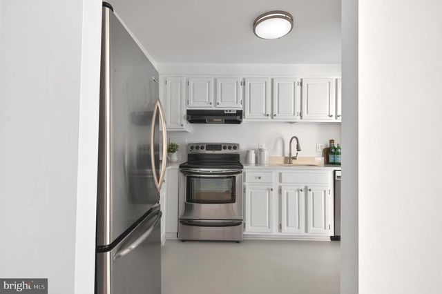 803 N HOWARD ST #333, Alexandria, VA 22304