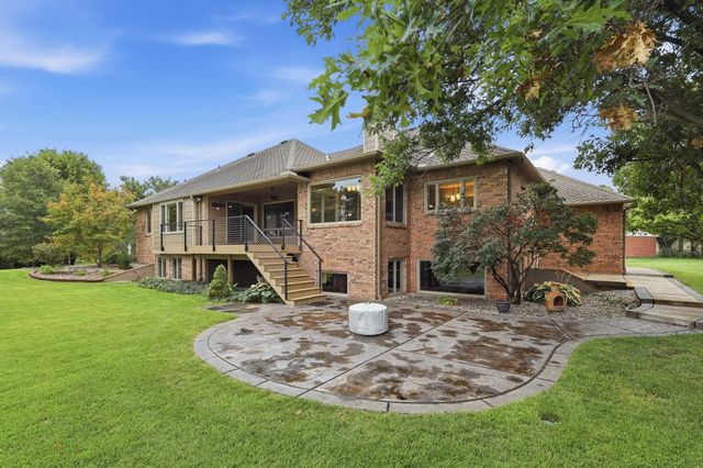 2235 N Tee Time, Wichita, KS 67205