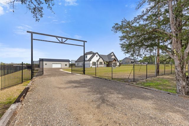 4933 County Road 2208, Greenville, TX 75402