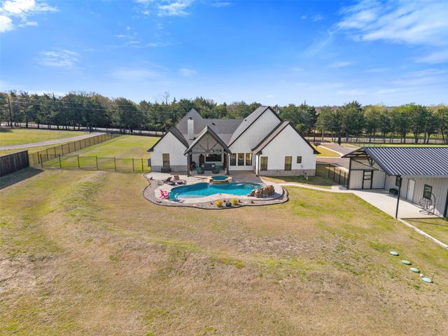 4933 County Road 2208, Greenville, TX 75402