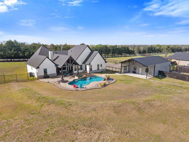 4933 County Road 2208, Greenville, TX 75402