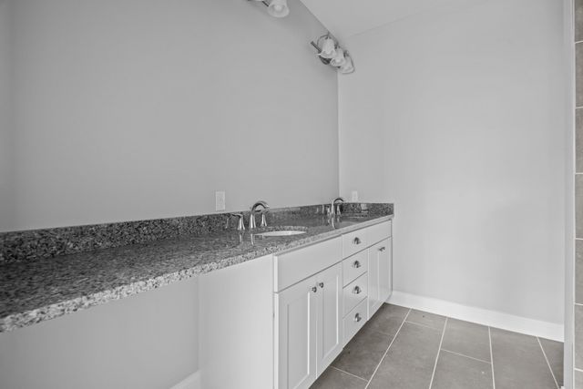 635 Old Post Road 302, Sharon, MA 02067