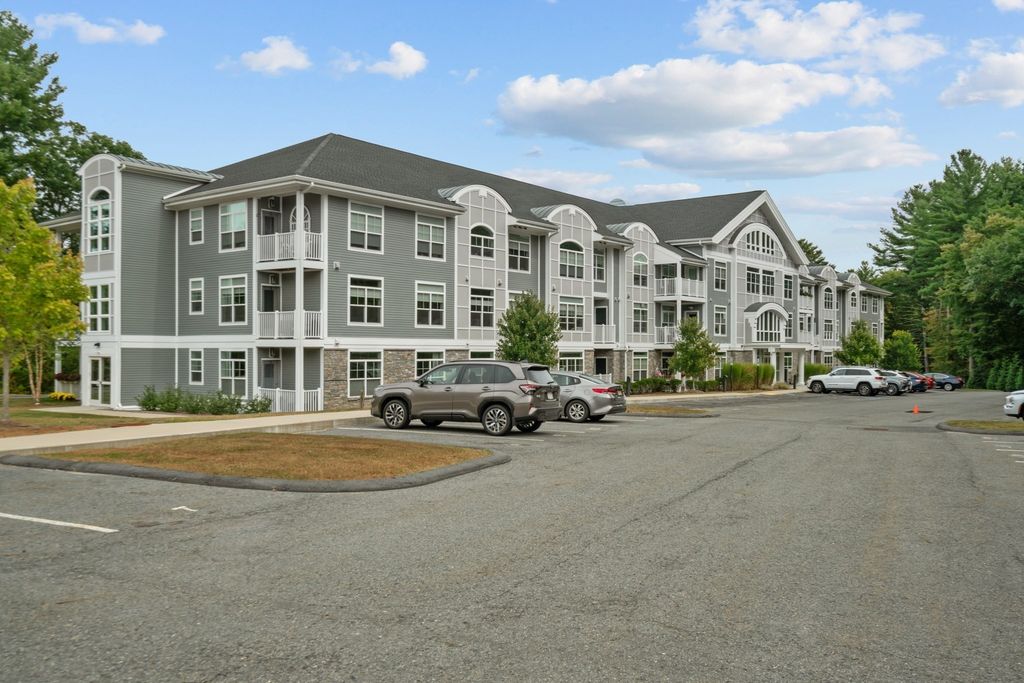 635 Old Post Road 302, Sharon, MA 02067