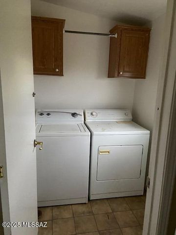 17321 E Zoo Stage Road, Vail, AZ 85641