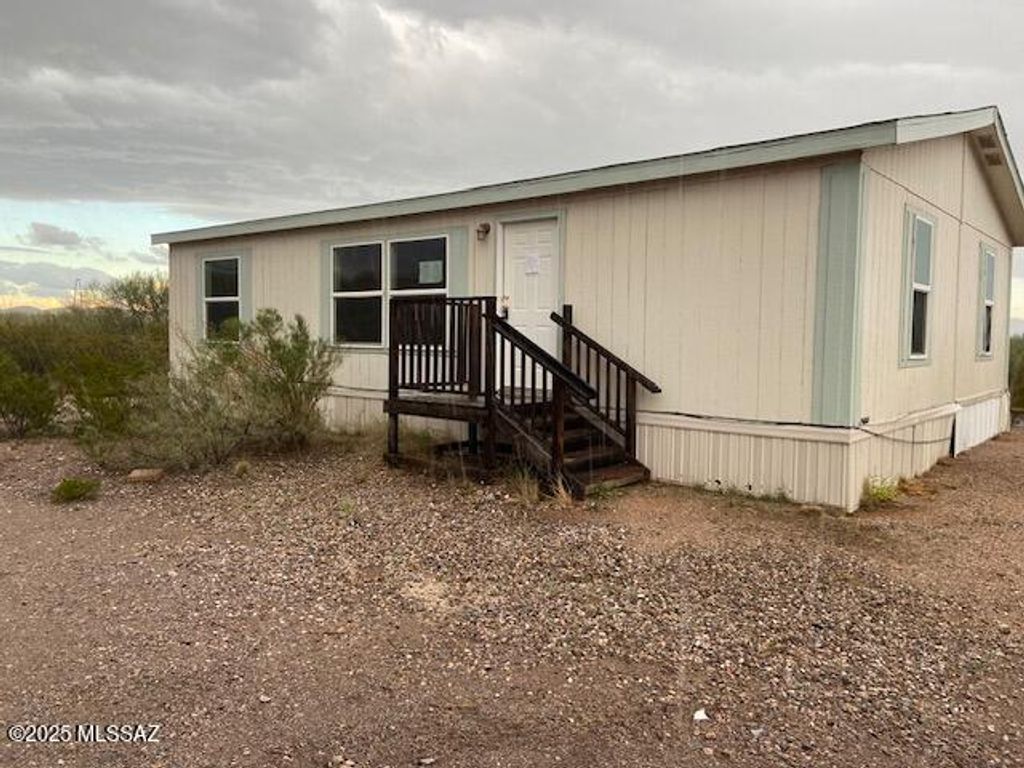 17321 E Zoo Stage Road, Vail, AZ 85641