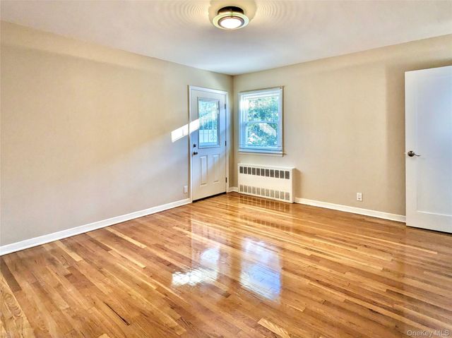 25116 Gaskell Road, Little Neck, NY 11362