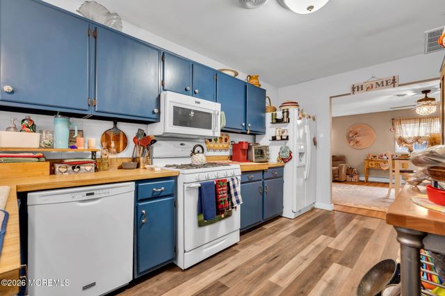 100 Torrey Pines Drive, Toms River, NJ 08757