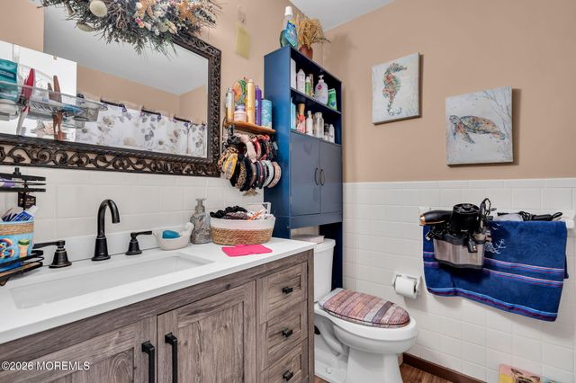 100 Torrey Pines Drive, Toms River, NJ 08757