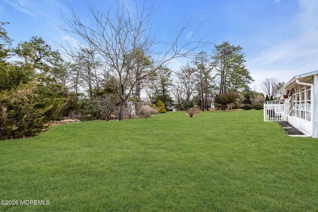 100 Torrey Pines Drive, Toms River, NJ 08757