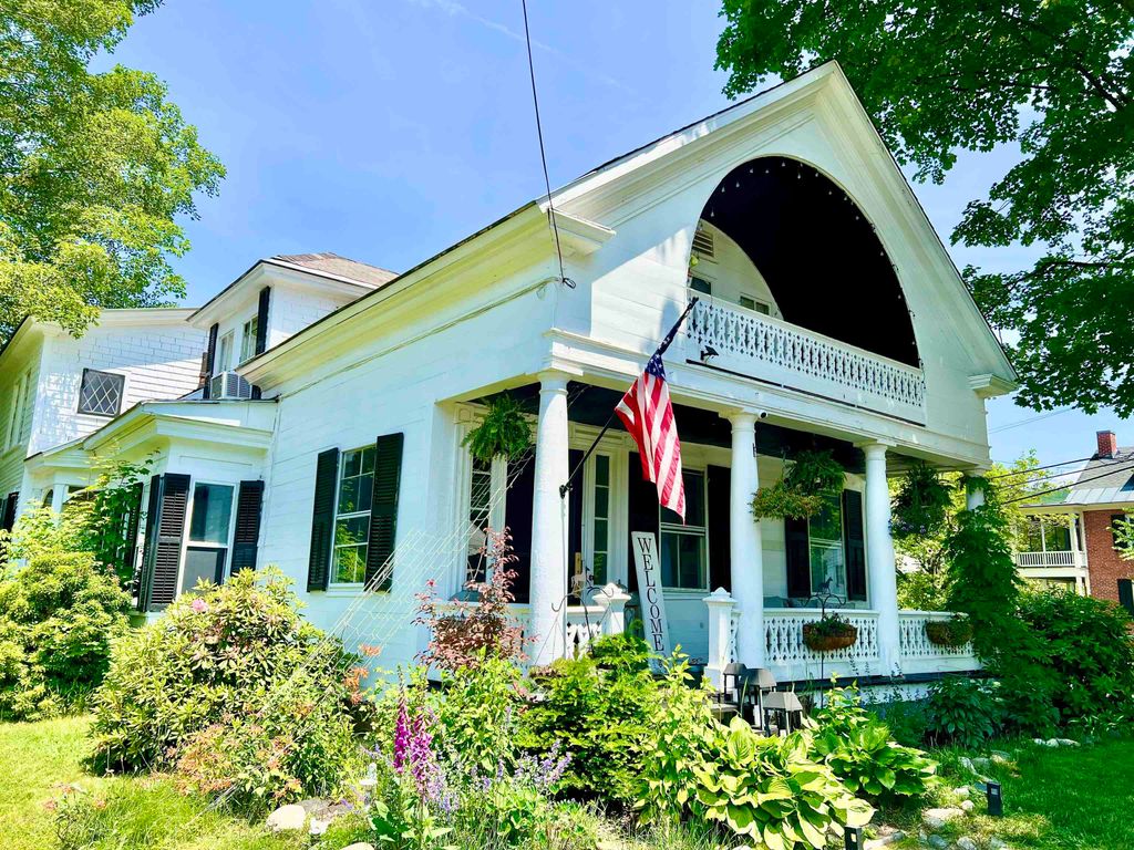 21 Main Street, Rockingham, VT 05154