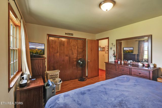 110 Clark Ave, Jamestown, TN 38556