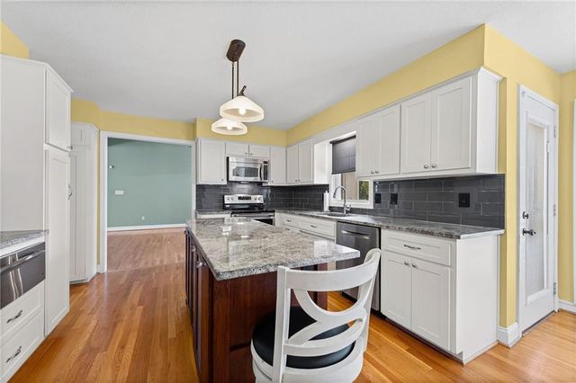 4203 NE 57th Terrace, Kansas City, MO 64119