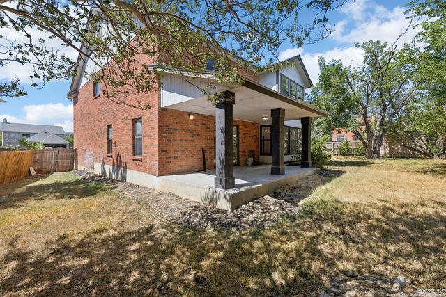 8127 Talkenhorn, Converse, TX 78109