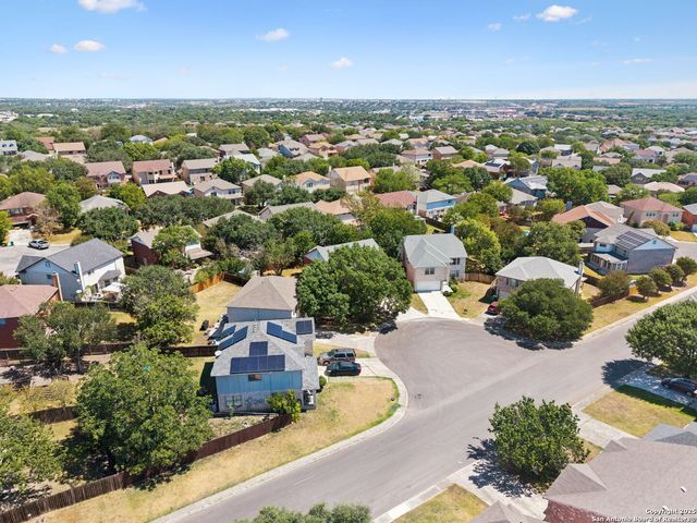 8127 Talkenhorn, Converse, TX 78109