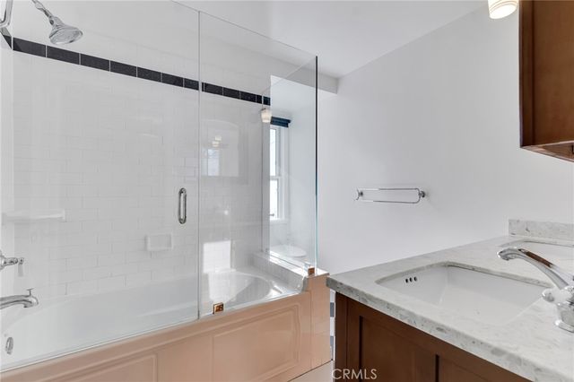 6117 Glen Holly Street, Los Angeles, CA 90068