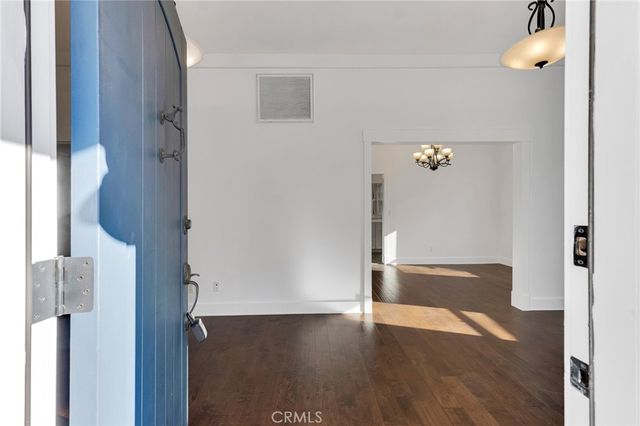 6117 Glen Holly Street, Los Angeles, CA 90068