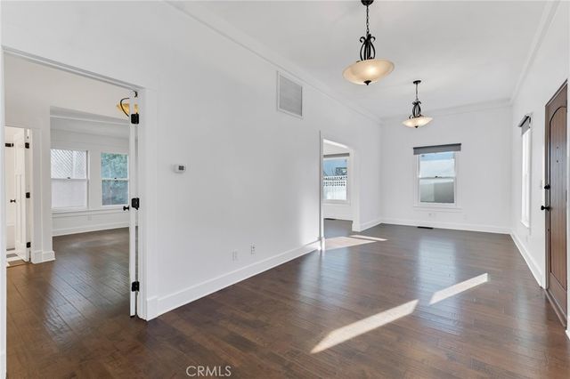 6117 Glen Holly Street, Los Angeles, CA 90068