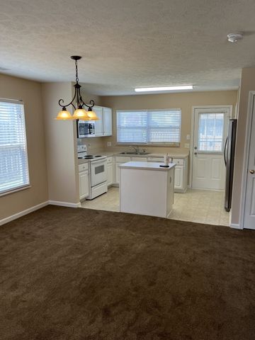 2613 Spring Farm Ln, Hermitage, TN 37076