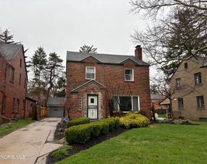 2355 Cheltenham Road, Toledo, OH 43606