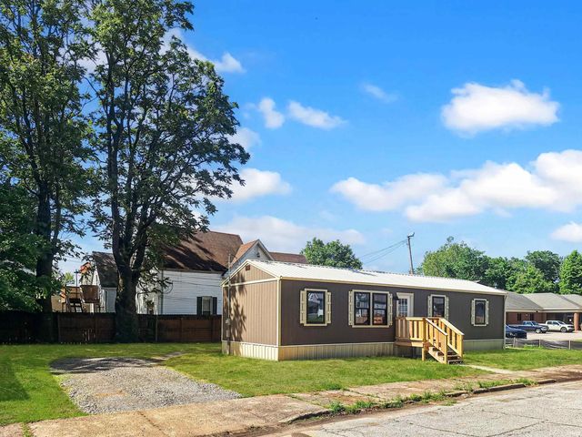 319 N Fourth Avenue, Evansville, IN 47710