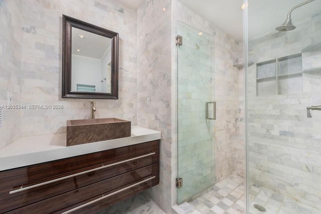 400 S Pointe Drive 307, Miami Beach, FL 33139
