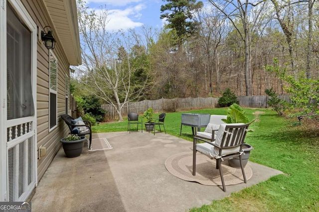 409 Willow Court, Rockmart, GA 30153