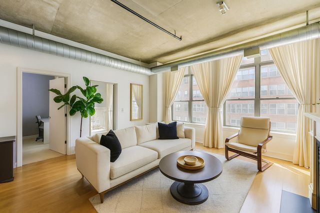 111 S MORGAN Street 510, Chicago, IL 60607