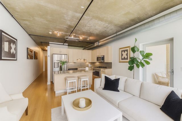 111 S MORGAN Street 510, Chicago, IL 60607