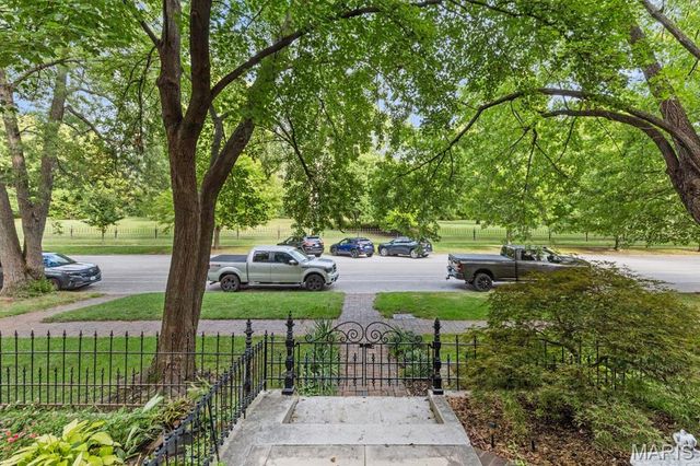 1619 Missouri Avenue, St Louis, MO 63104