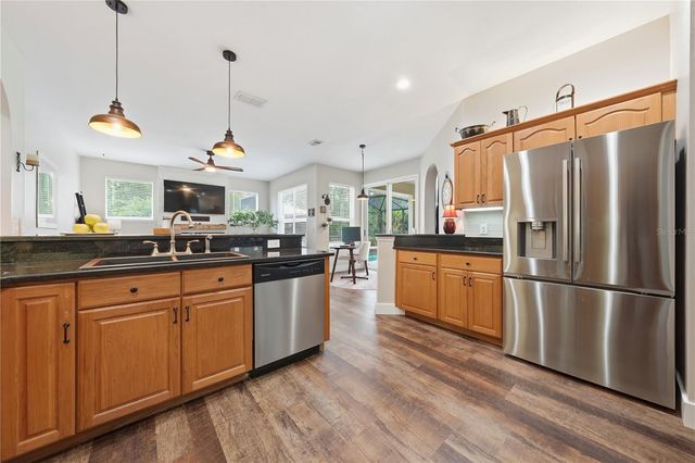 2360 PARK FOREST BOULEVARD, Mount Dora, FL 32757