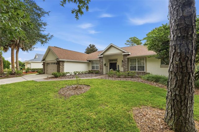 2360 PARK FOREST BOULEVARD, Mount Dora, FL 32757
