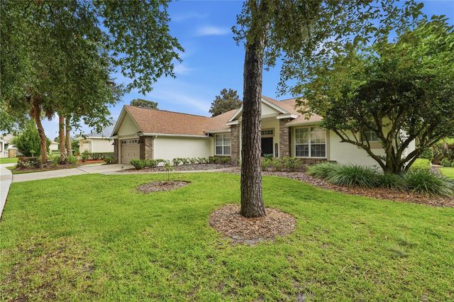 2360 PARK FOREST BOULEVARD, Mount Dora, FL 32757