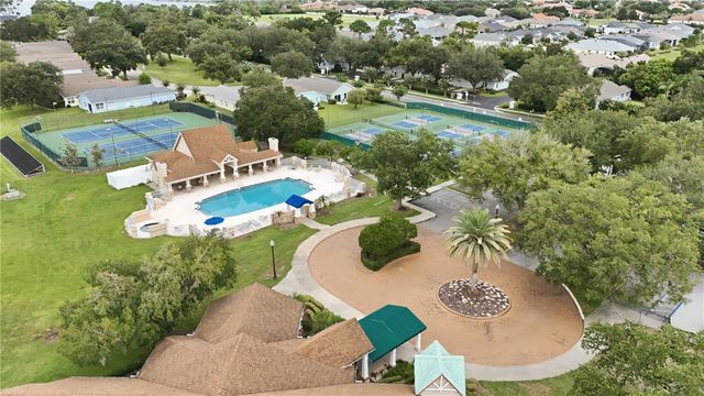 2360 PARK FOREST BOULEVARD, Mount Dora, FL 32757