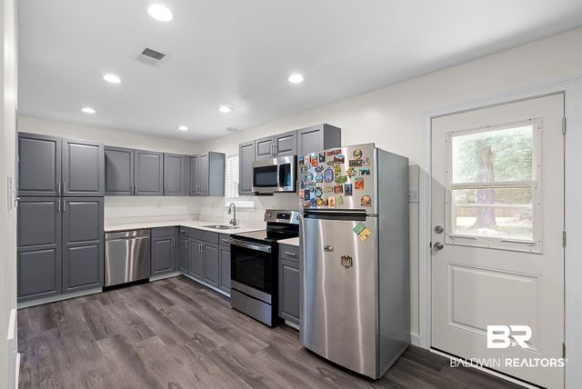 6879 Emory Drive, Mobile, AL 36619