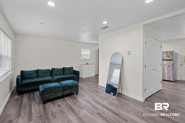 6879 Emory Drive, Mobile, AL 36619