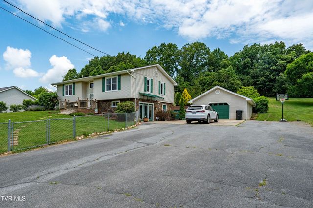 3433 Highway 81, Fall Branch, TN 37656
