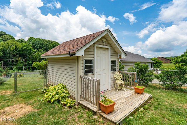 3433 Highway 81, Fall Branch, TN 37656